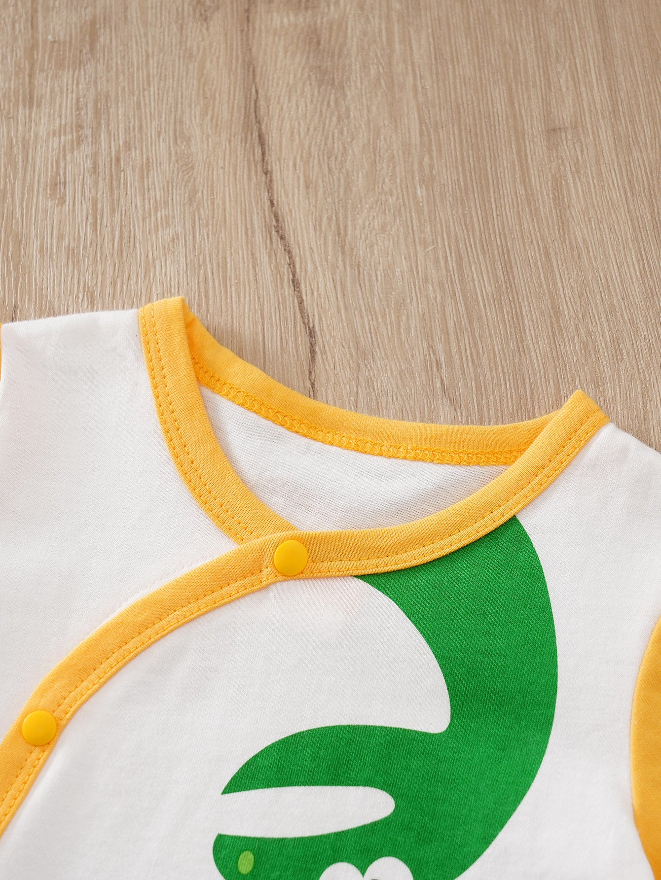 Infant Boys White Graphic Printed Pure Cotton Rompers