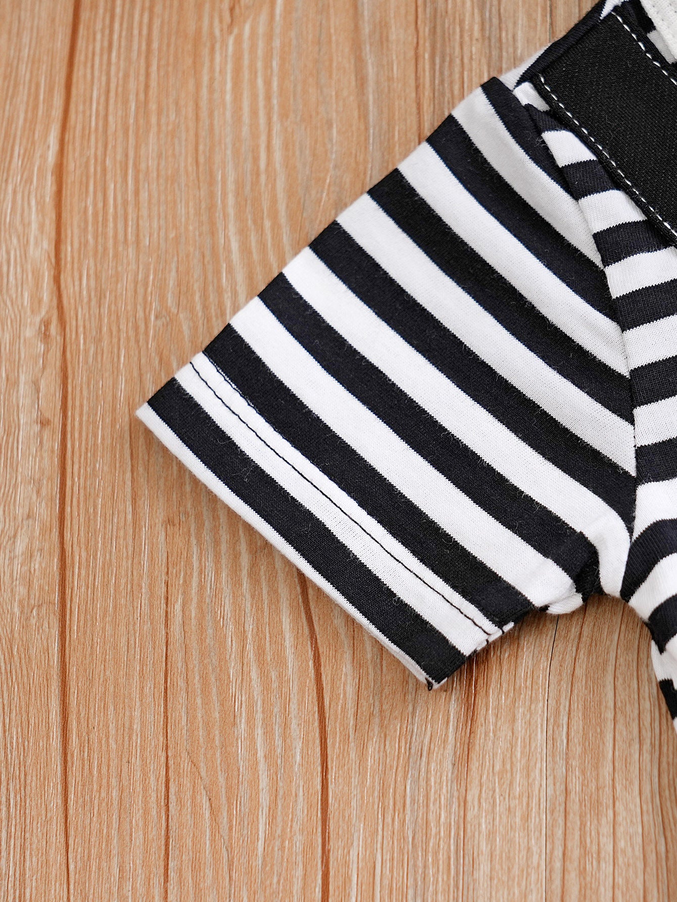 Infants Black Striped Pure Cotton Rompers