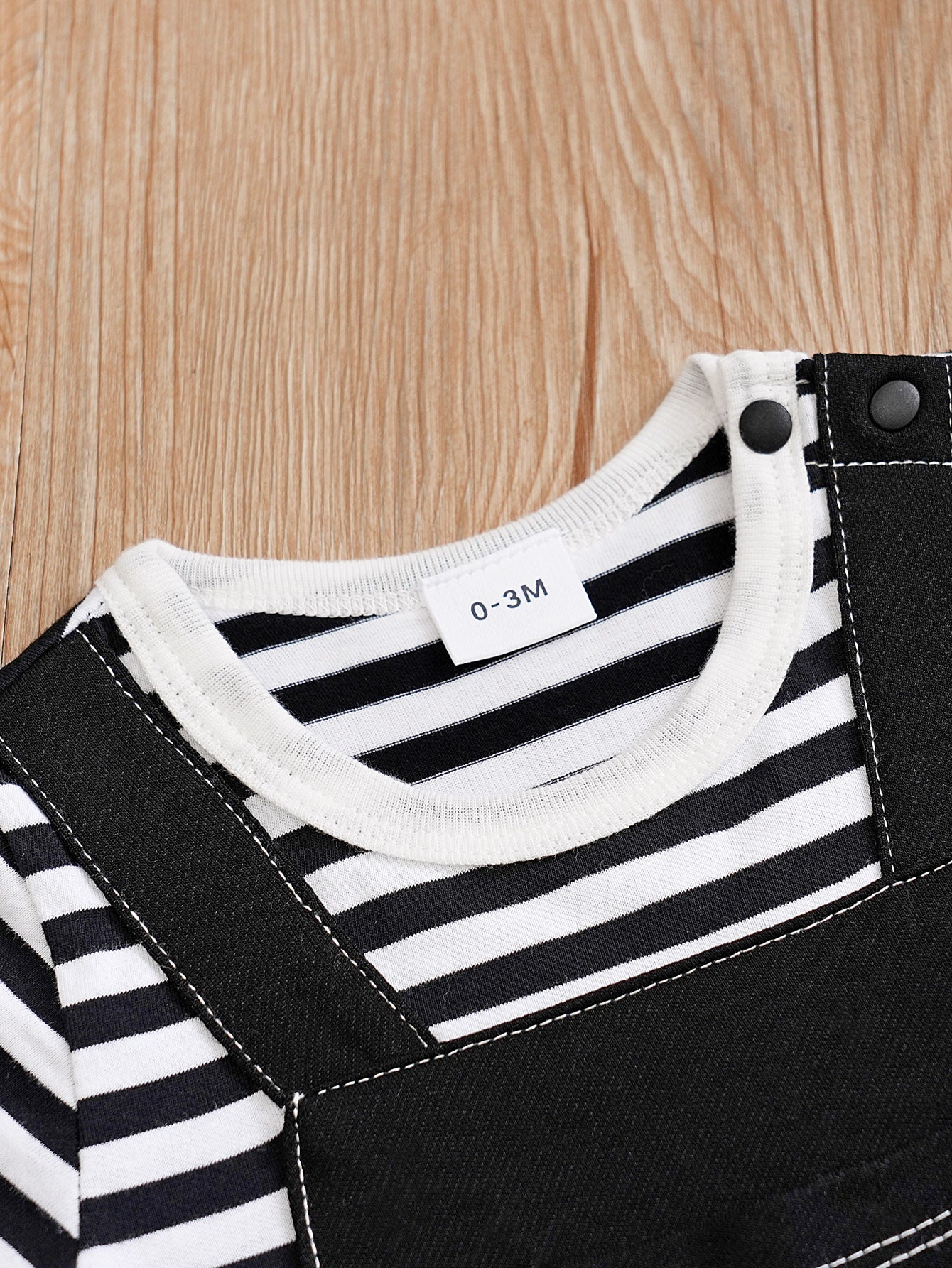 Infants Black Striped Pure Cotton Rompers