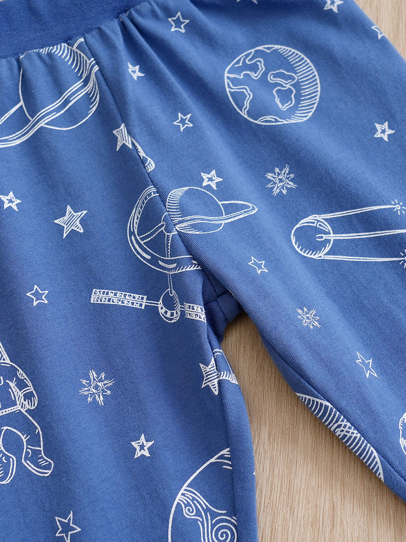 Infants Boys Grey & Blue Printed Pure Cotton Bodysuit with Joggers