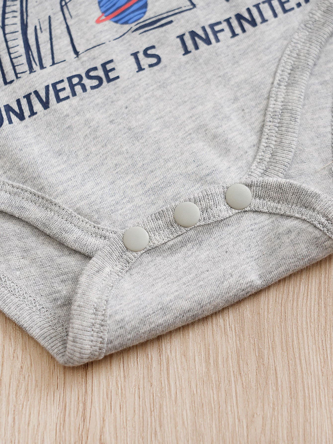 Infants Boys Grey & Blue Printed Pure Cotton Bodysuit with Joggers