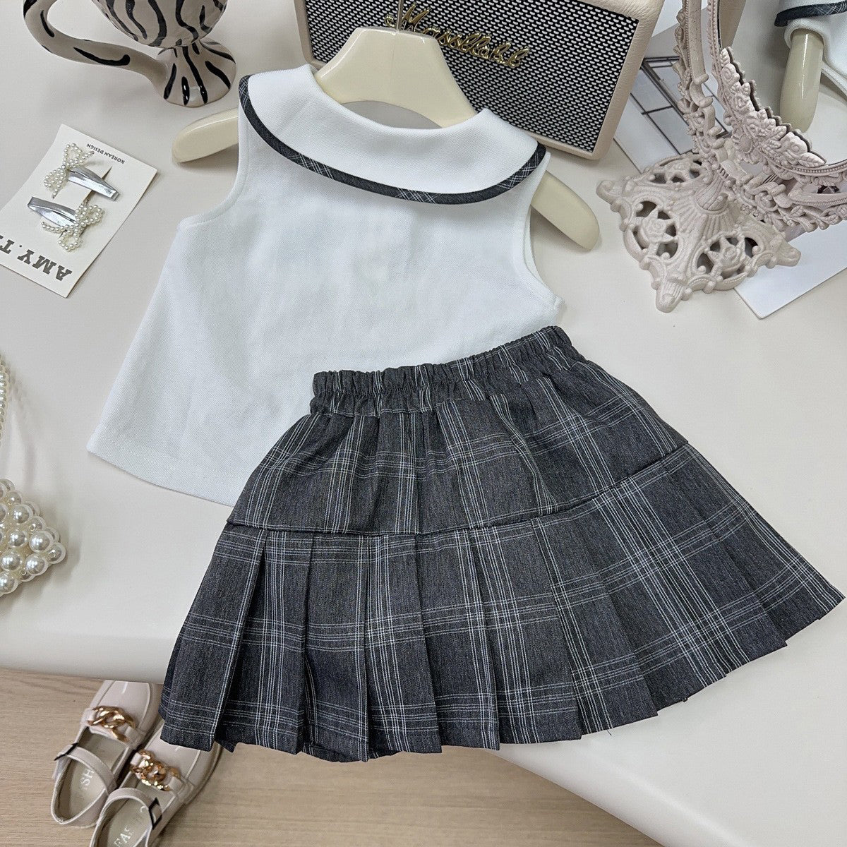 Girls Typography Printed Shirt Collar Pure Cotton Top With Skirt