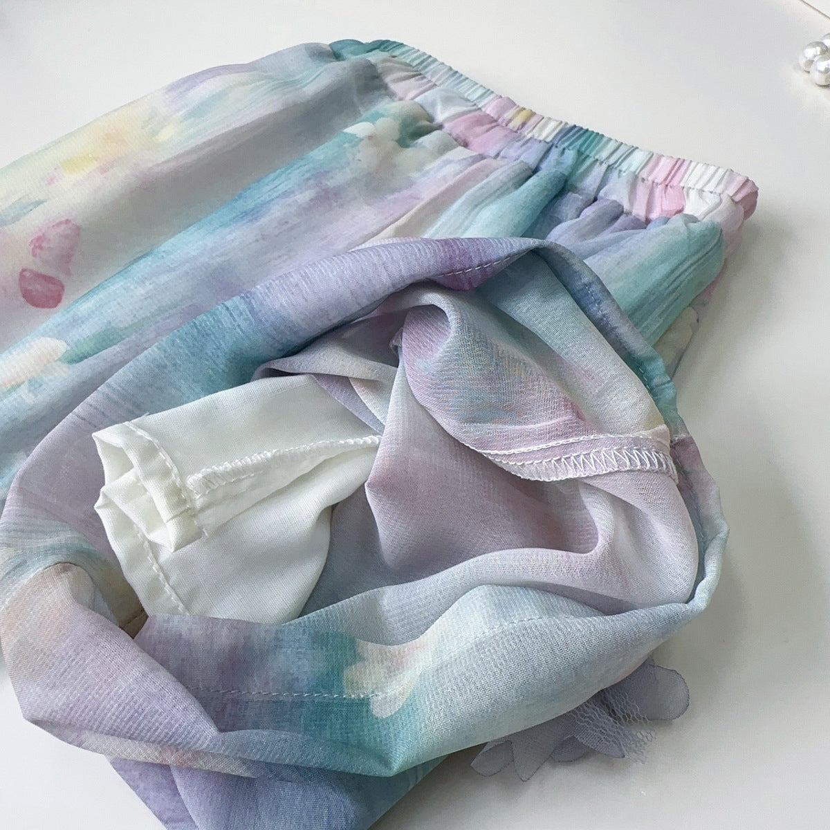 Girls Dyed Round Neck Top With Trousers