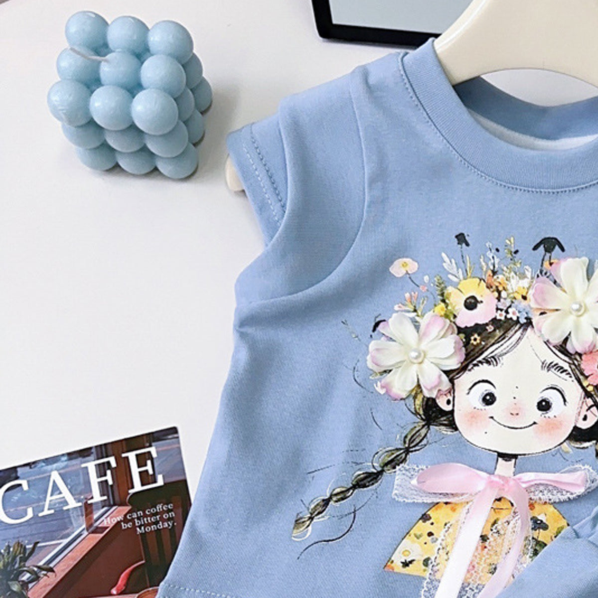 Girls Printed Short Sleeves T-shirt With Shorts