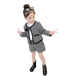 Girls Self Design Round Neck Top With Shorts With Waistcoat