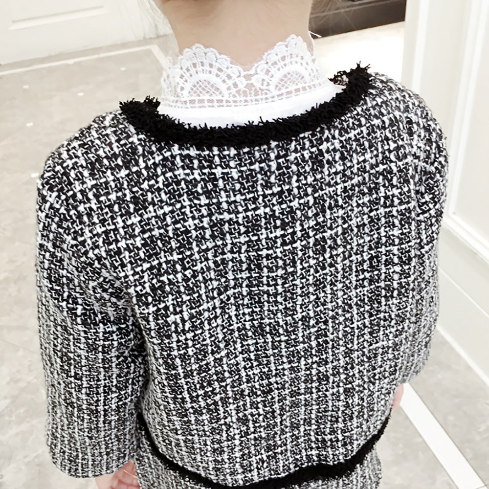 Girls Self Design Round Neck Top With Shorts With Waistcoat