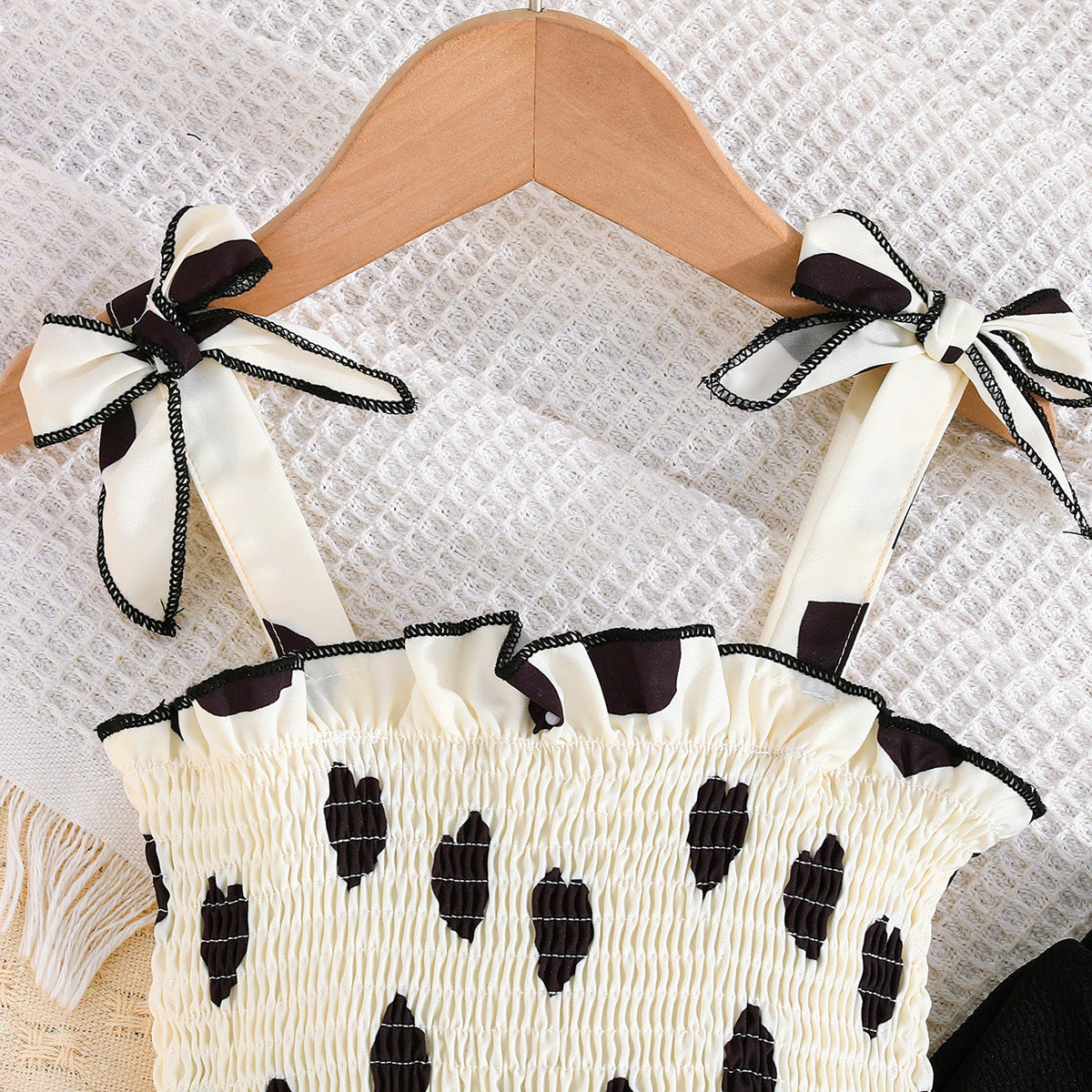 Girls Polka Dot Printed Shoulder Strap Smocked Top With Trousers