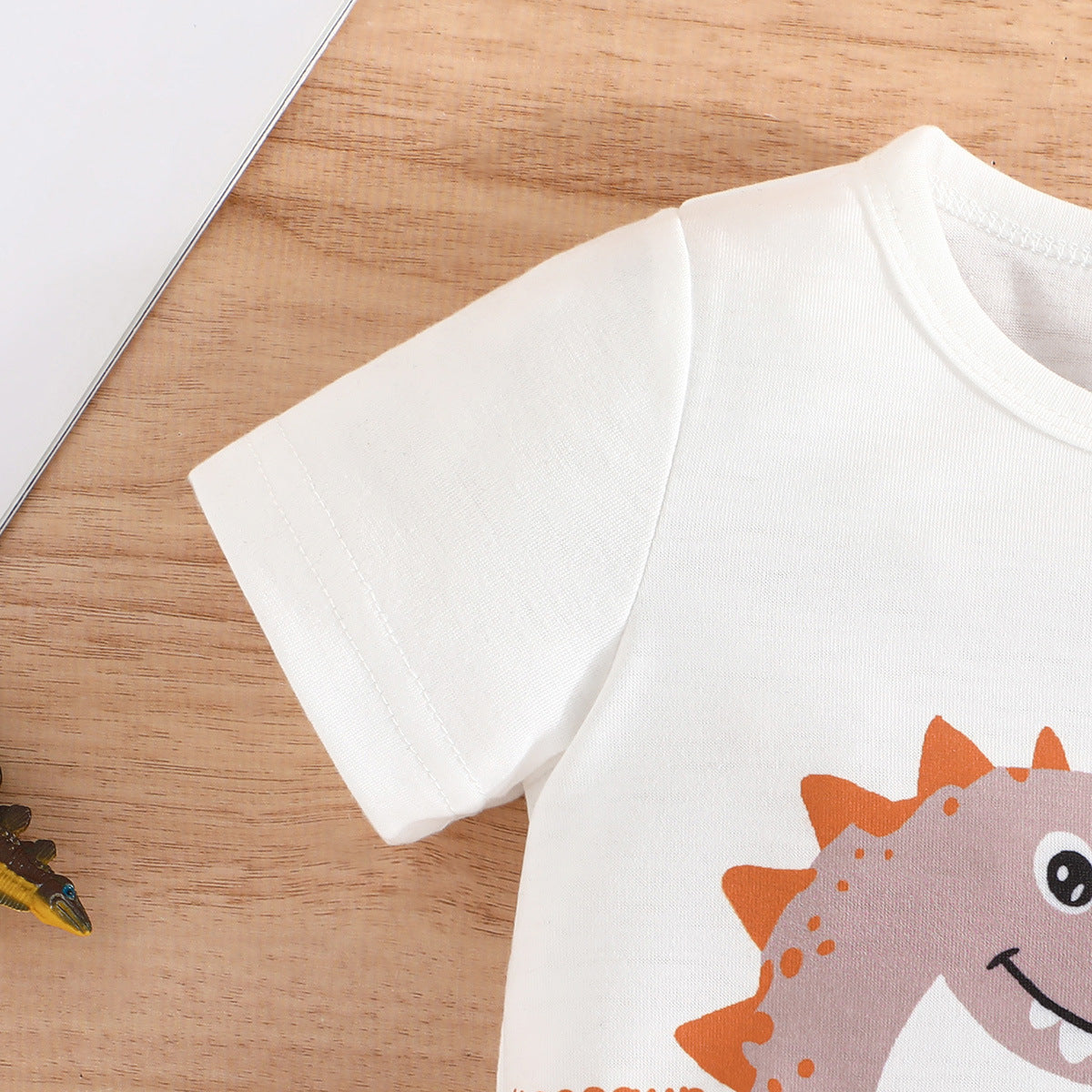 Boys Animal Printed T-shirt with Shorts