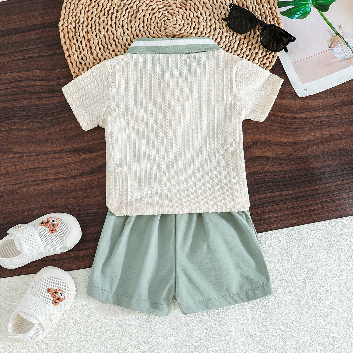 Boys Self Design Polo Collar T-shirt With Shorts