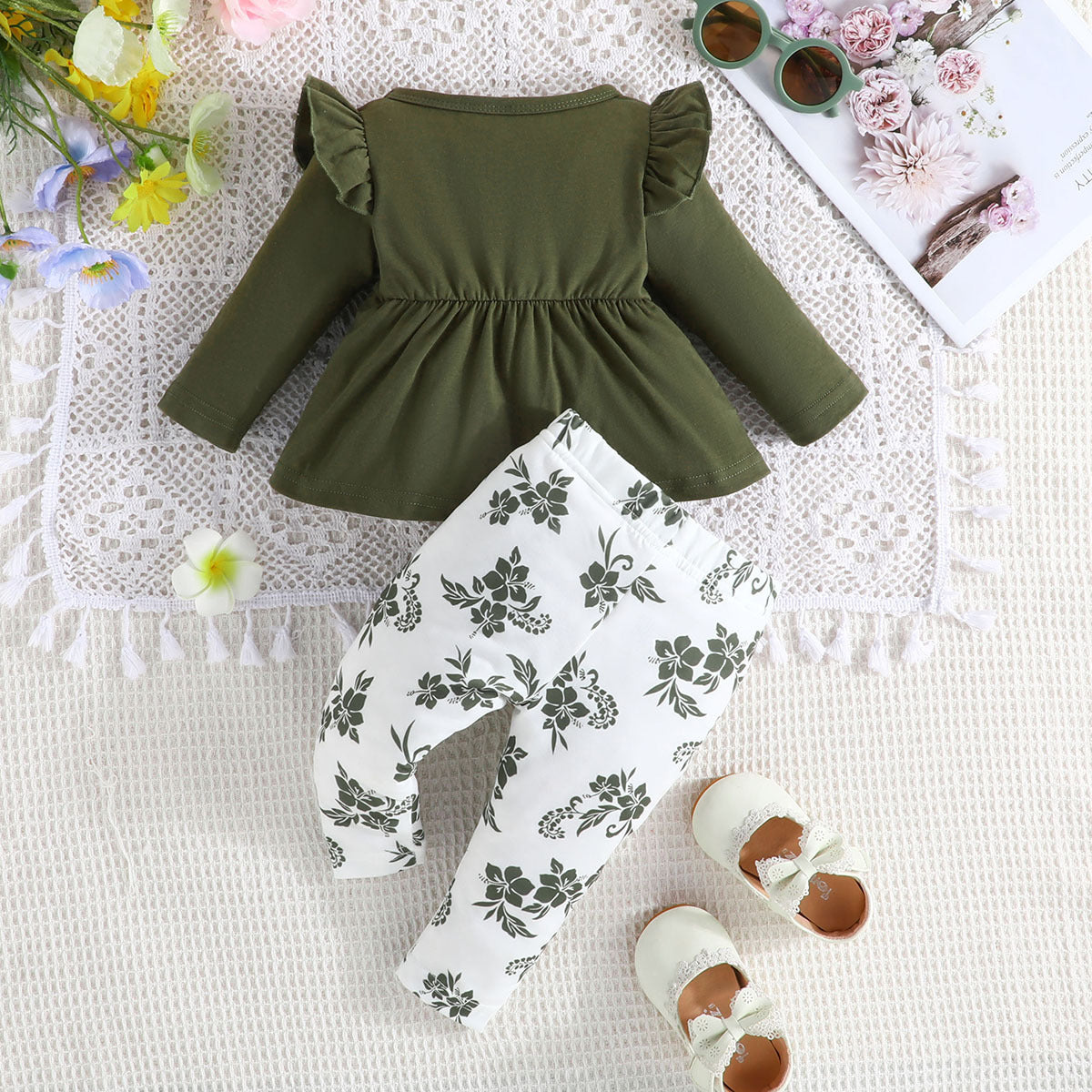 Infants Green & White Floral Printed Pure Cotton Top With Trousers