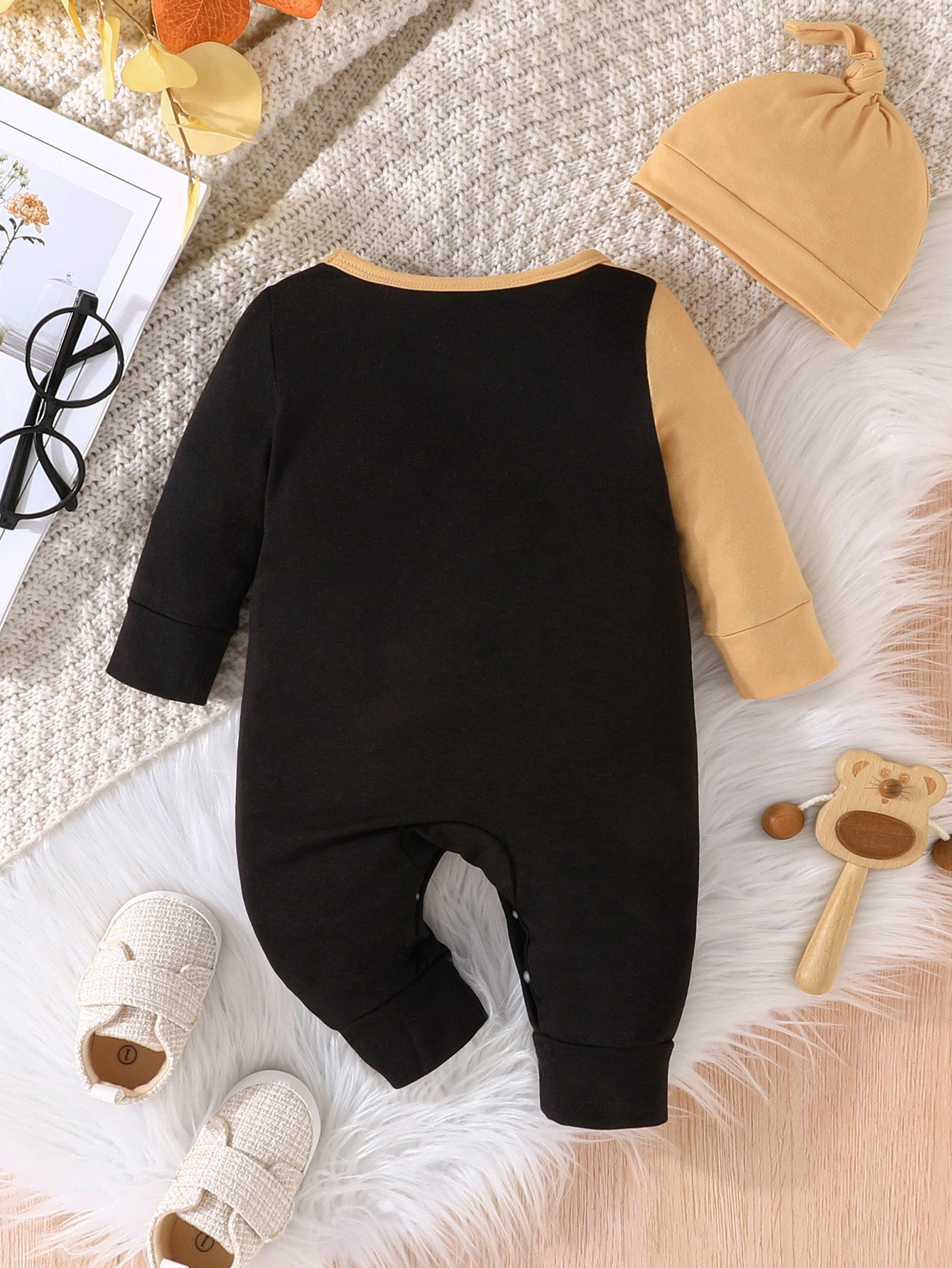 Infants Black & Beige Printed Romper