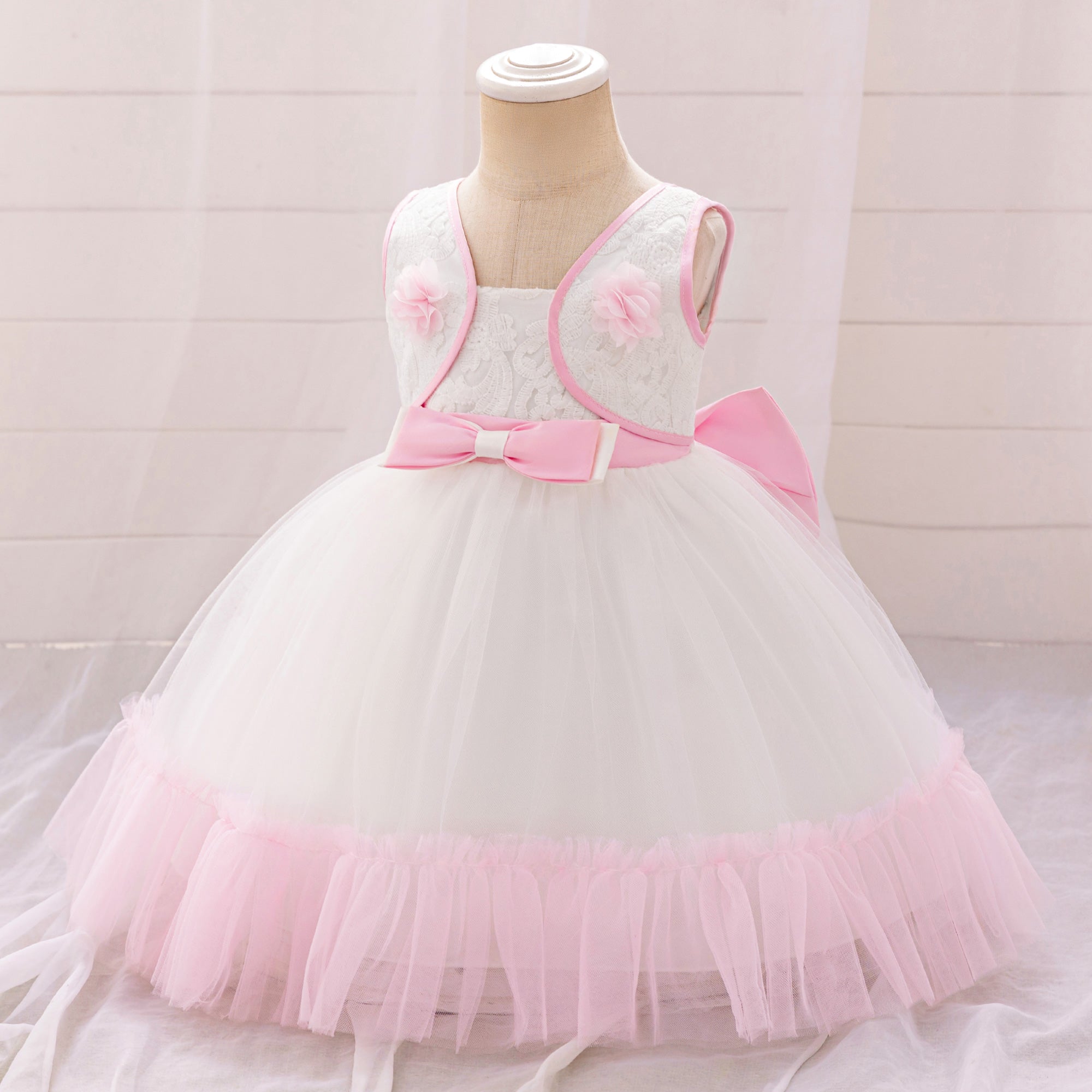 Girls Ruffled Balloon Dress