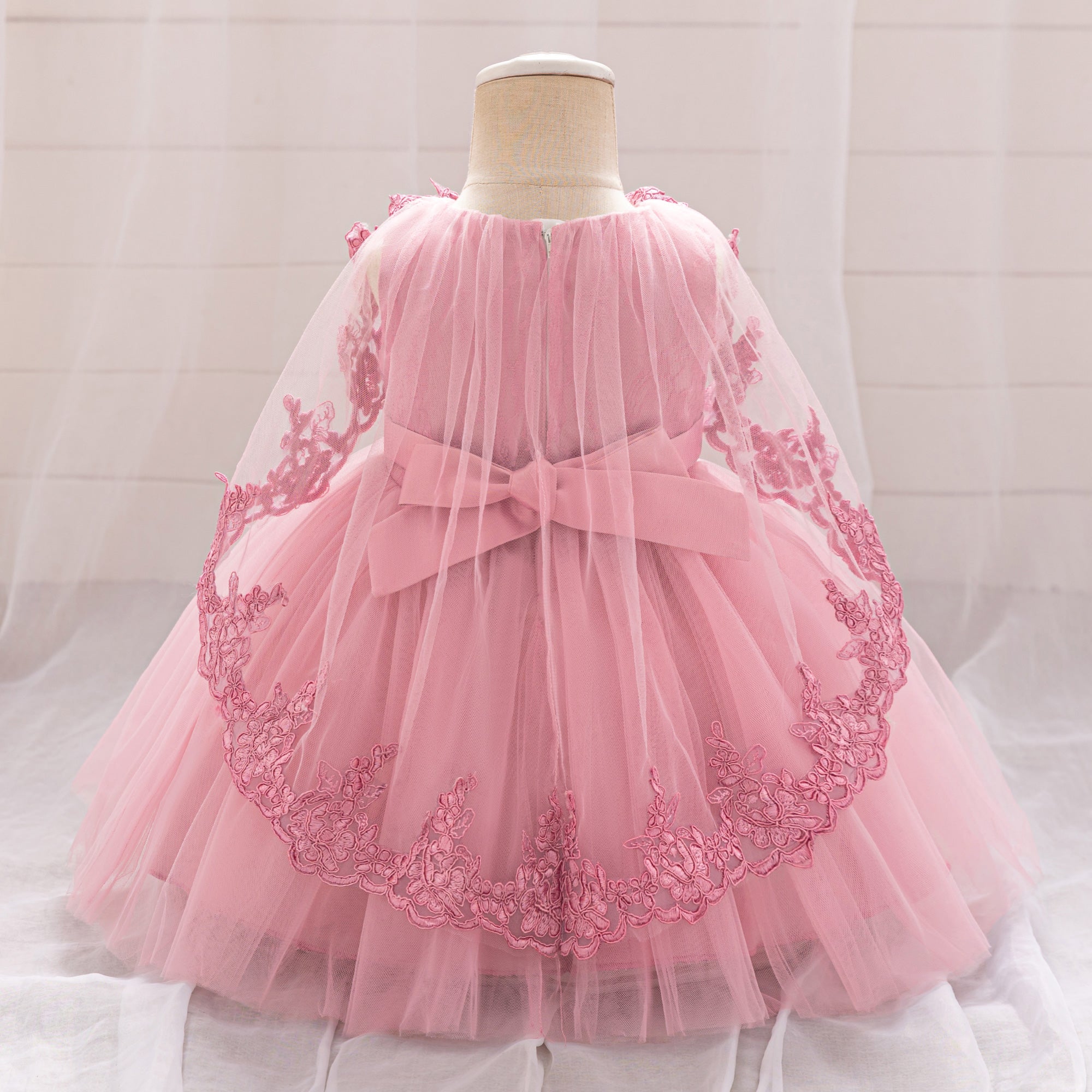 Applique Net Balloon Mini Dress