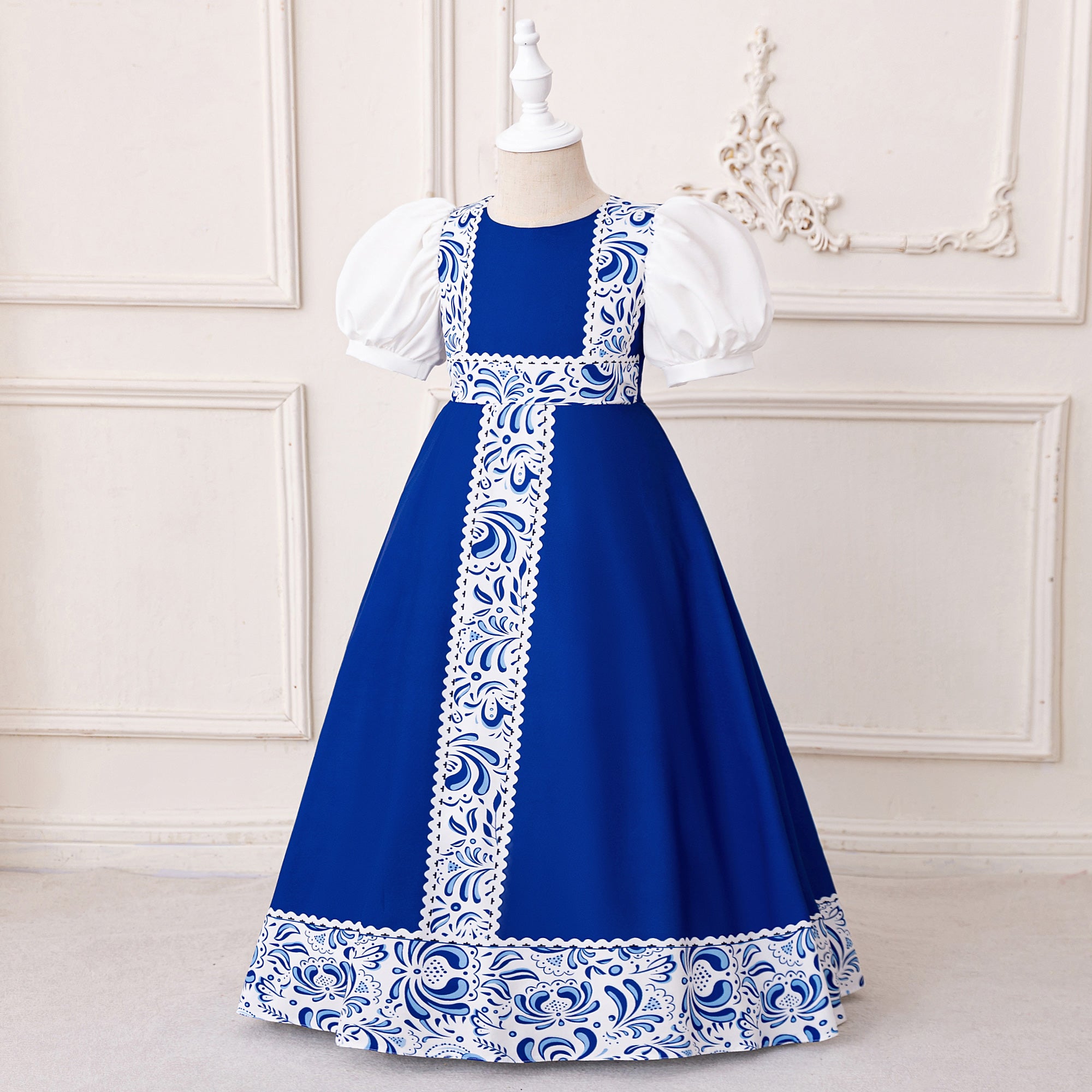 Girls Ethnic Motifs Print Applique Maxi Gown Dress