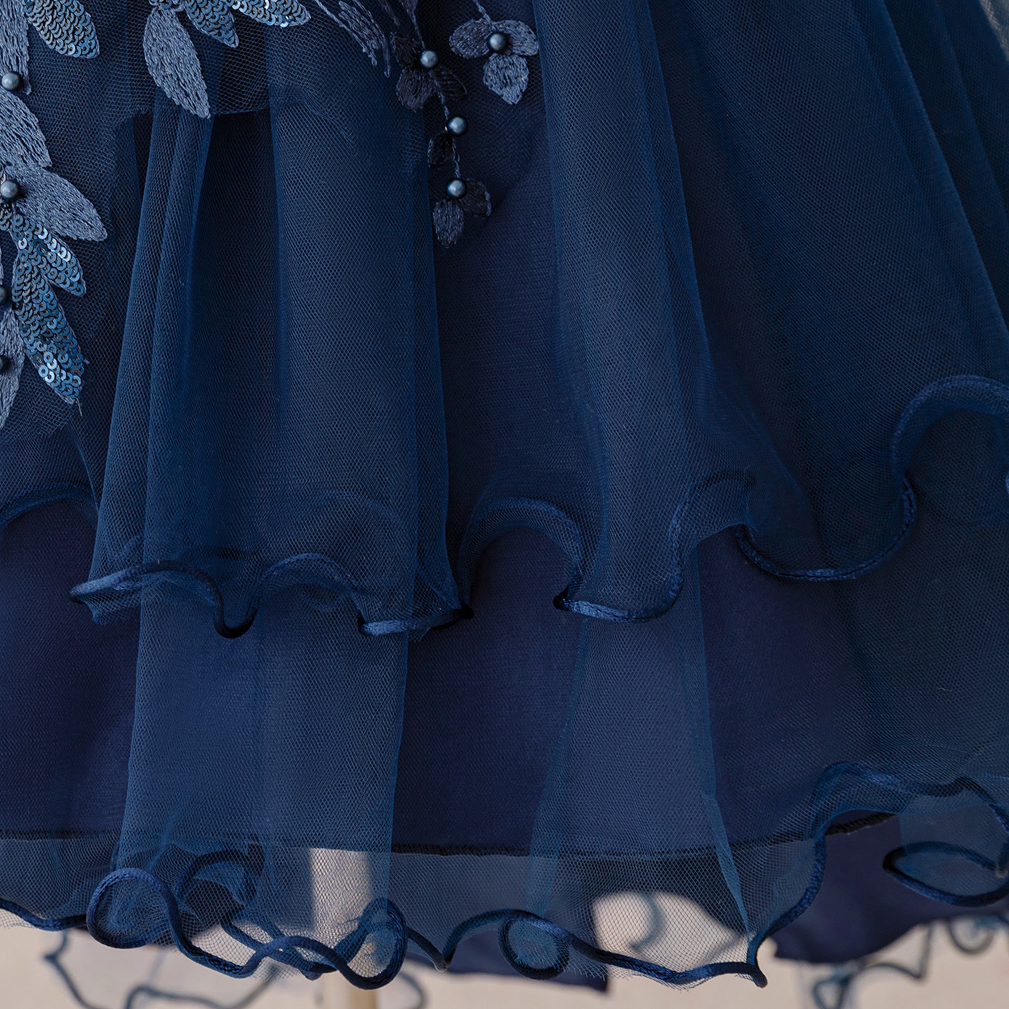 Applique Net Balloon Mini Dress