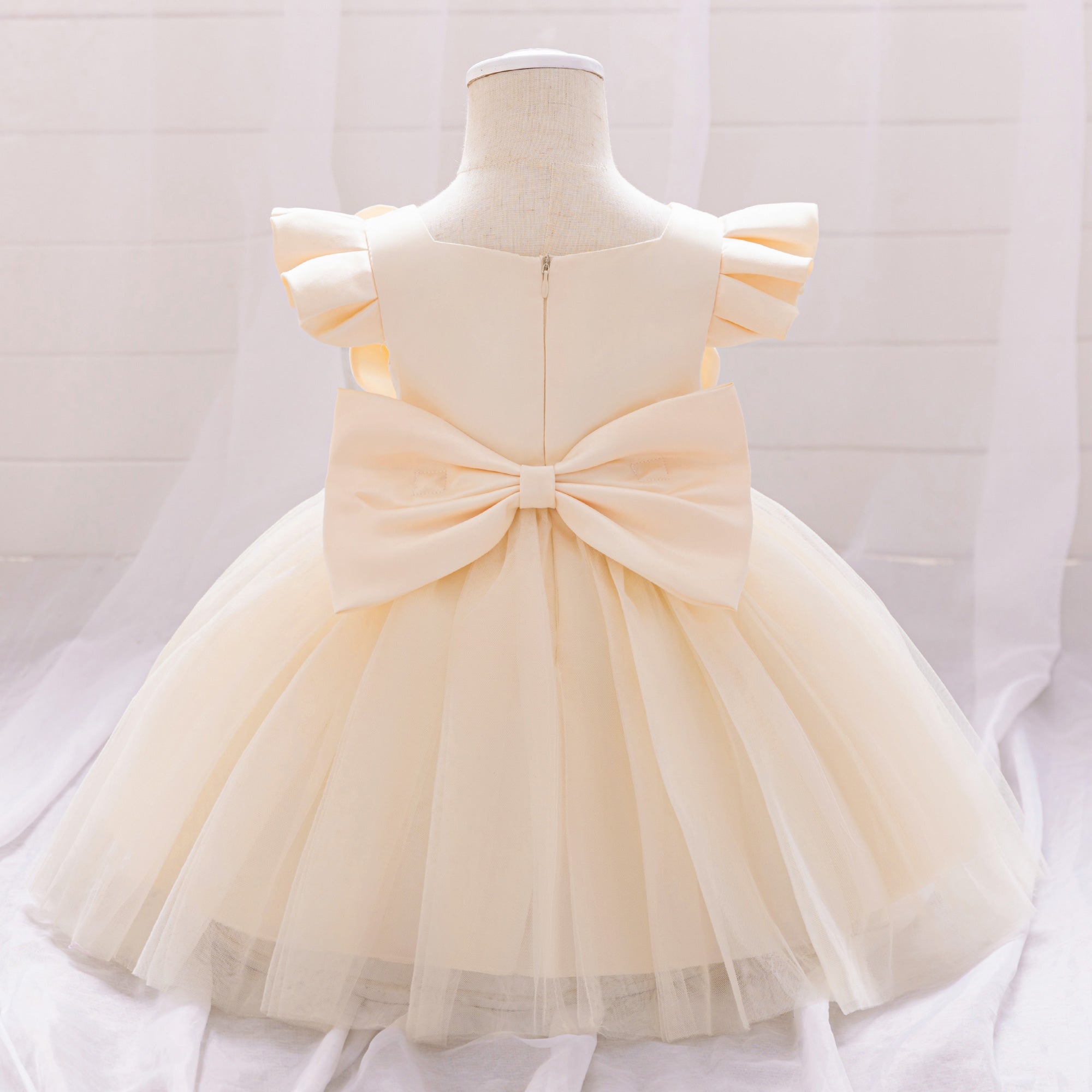 StyleCast x Girl Solid Revolte Flared Sleeve Chiffon A-Line Midi Dress
