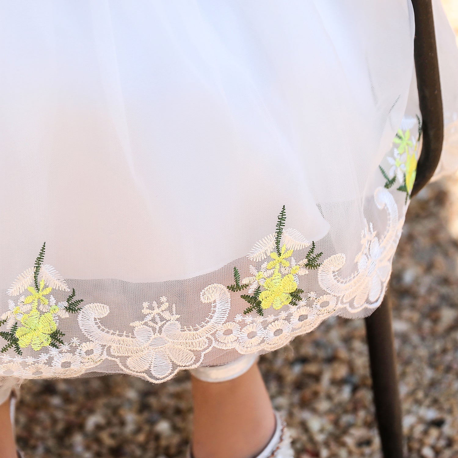 Girls White Floral Embrroidered Ruffled Net Fit & Flare Midi Dress