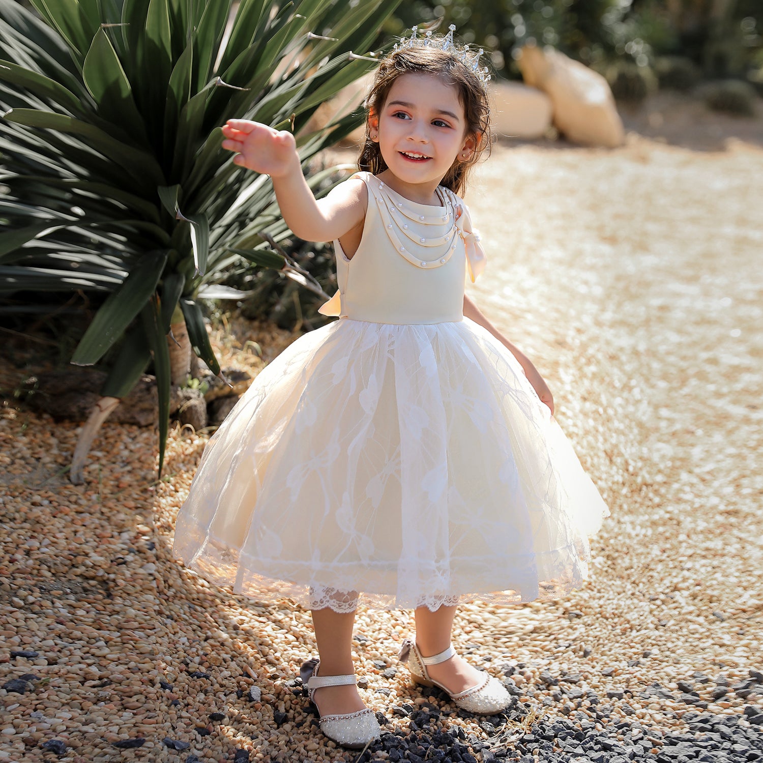 Girls Champagne Sleeveless Pleated Balloon Dress