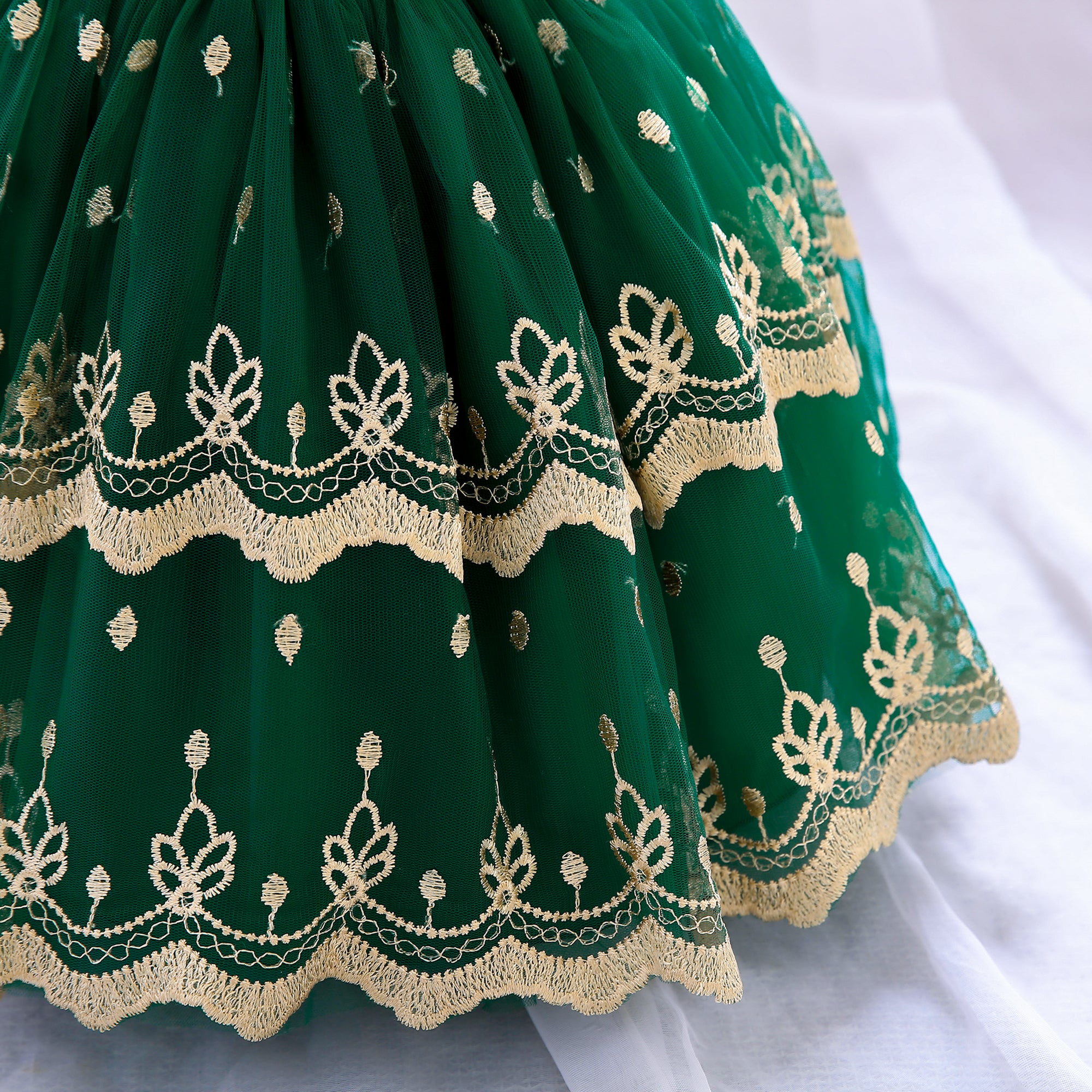 Girls Green Ethnic Motifs Embroidered Bow Fit & Flare Dress With Headband