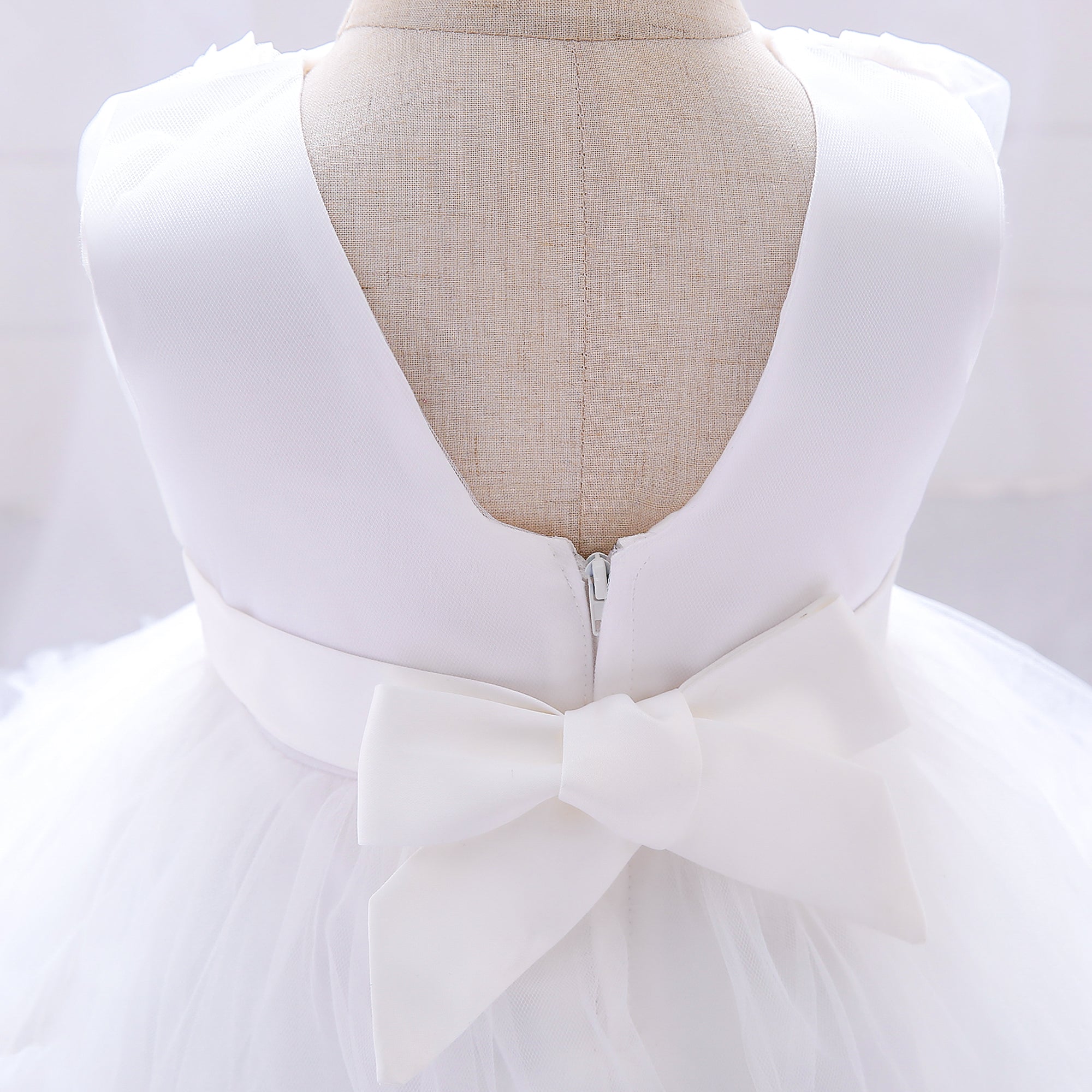 Girls White Round Neck Ruffled Net Fit & Flare Dress