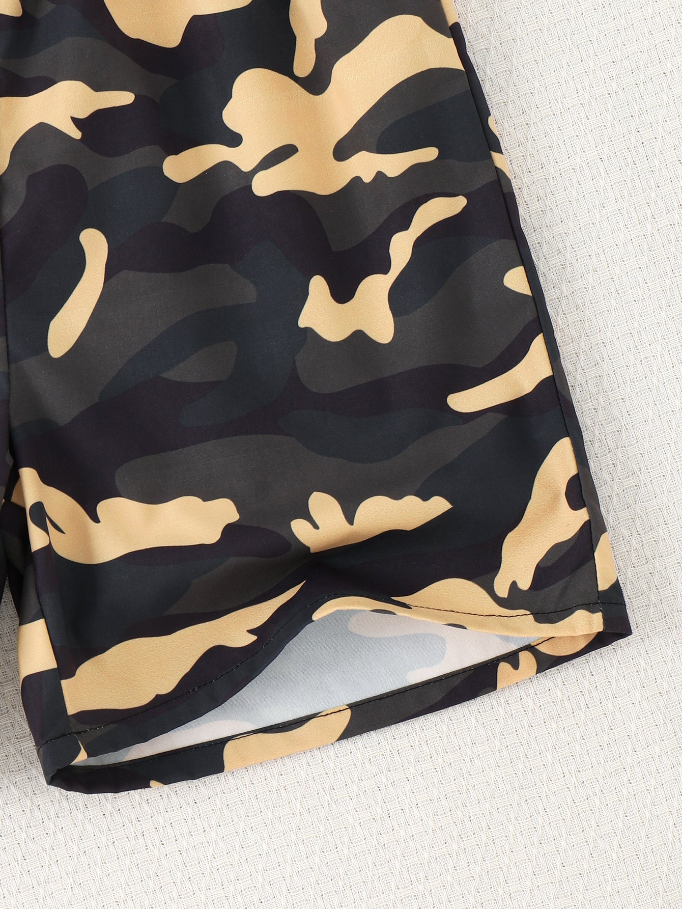 Boys Black Printed T-shirt with Shorts