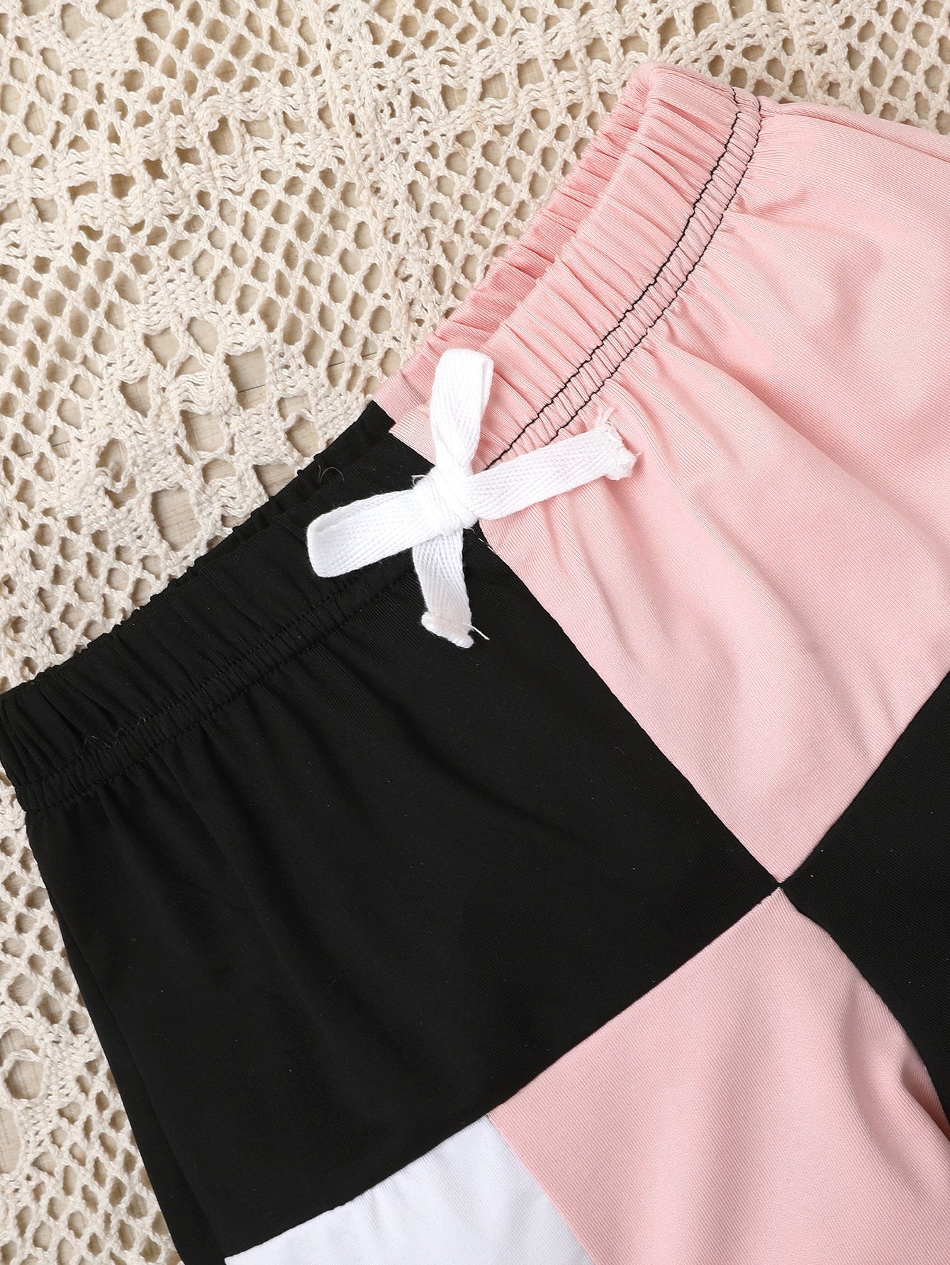 Girls Pink Colourblocked Pure Cotton Top With Shorts