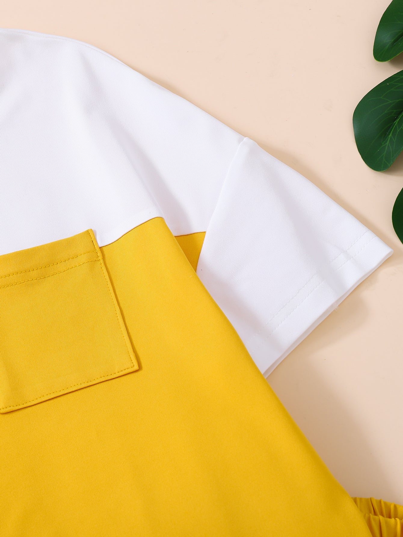Boys Yellow & White Colourblocked T-shirt With Shorts