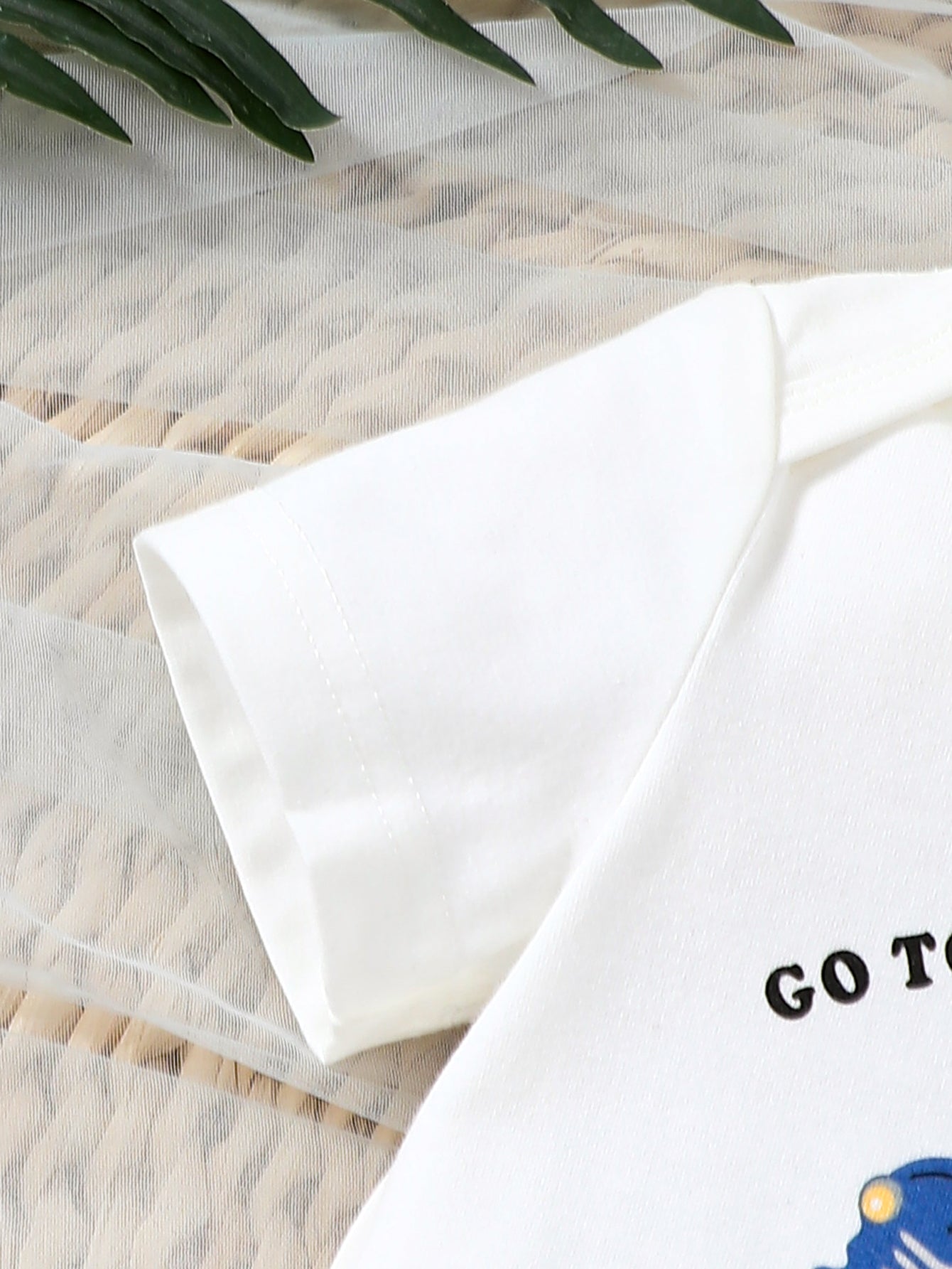 Boys Typography Print Envelope Neck Knitted Bodysuit