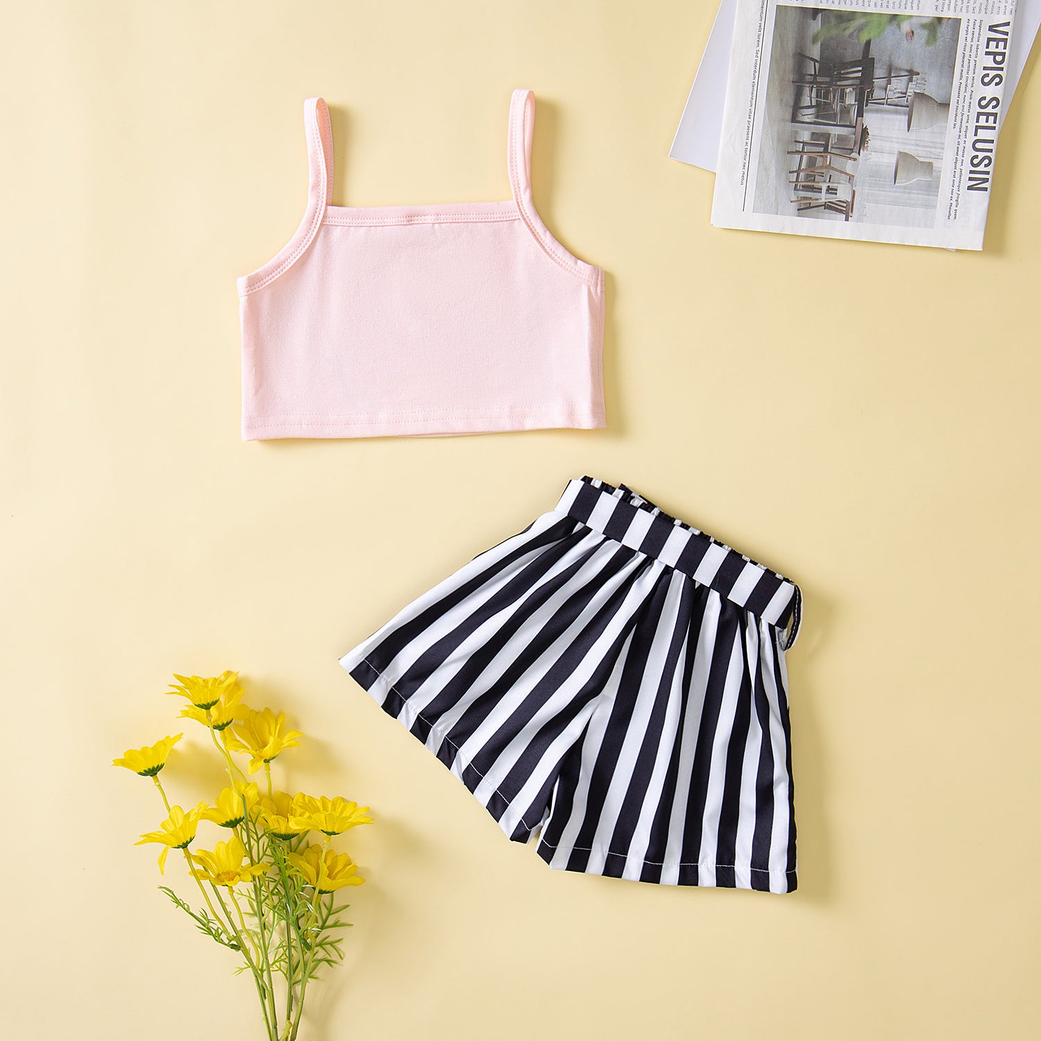 Girls Pink Printed Top With Shorts