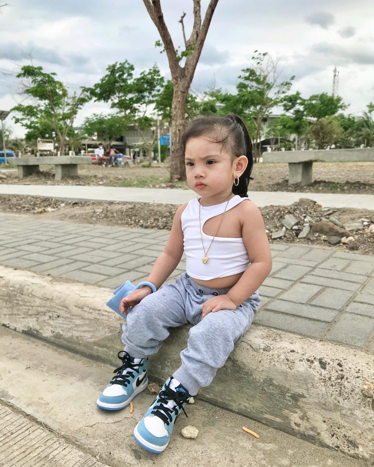 Girls White T-shirt with Trousers