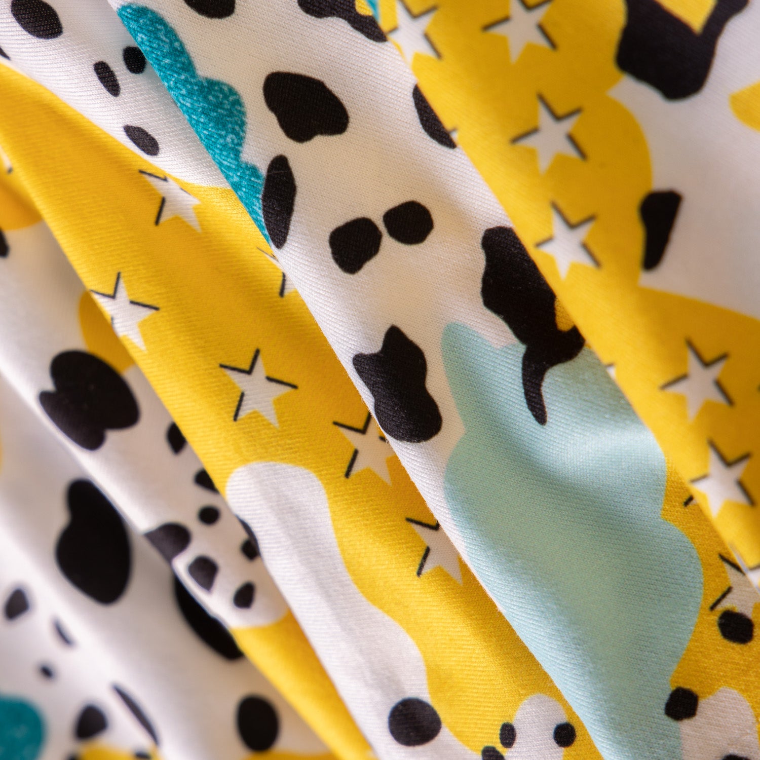 Girls Black & Yellow Printed T-shirt With Palazzos