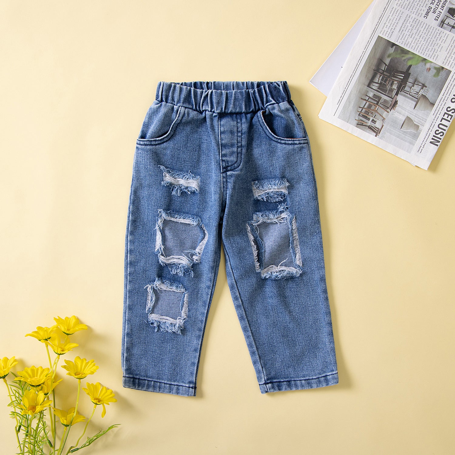 Boys Printed T-shirt with Trousers