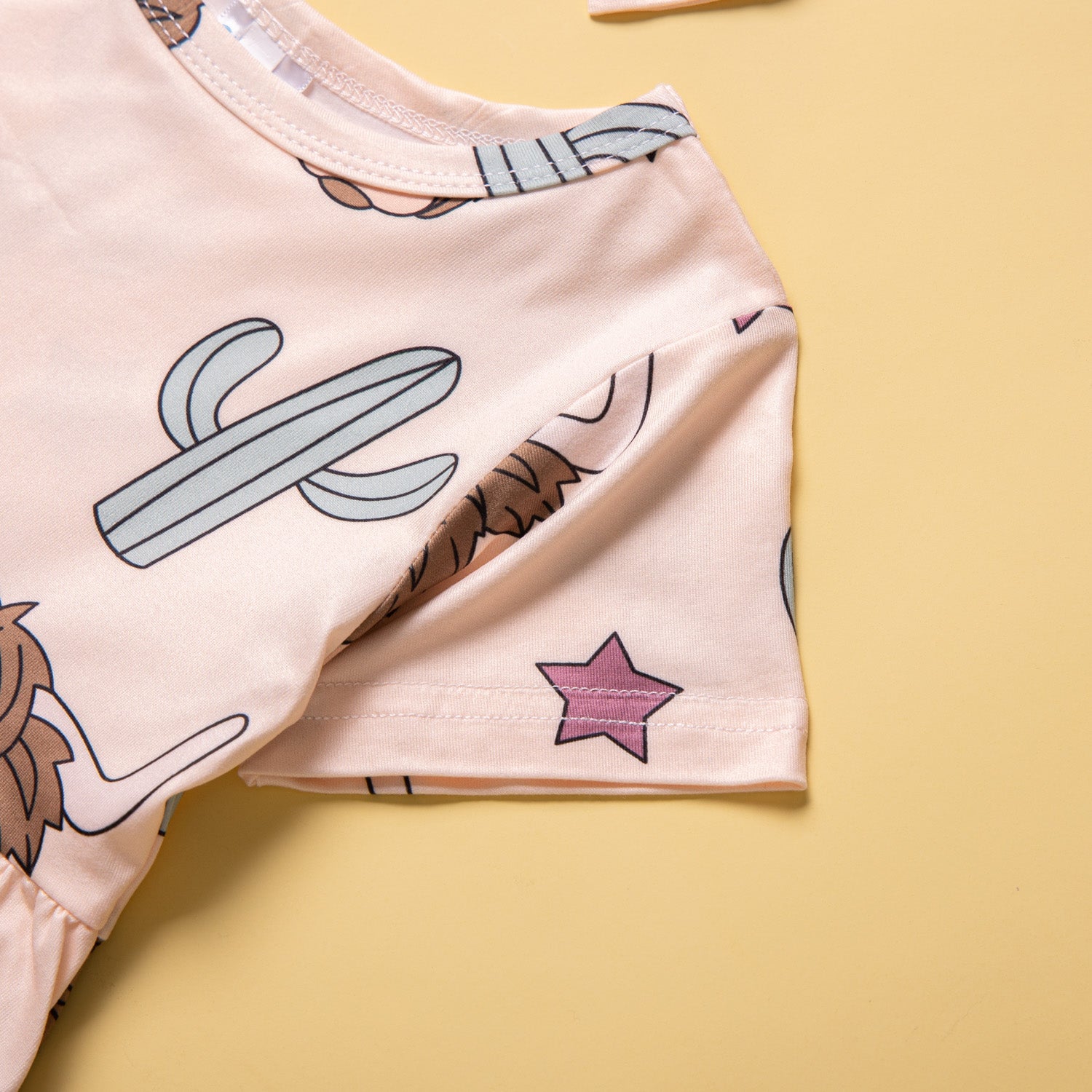 Girls Beige Animal Printed Round Neck Mini T-shirt Dress With Hair Band