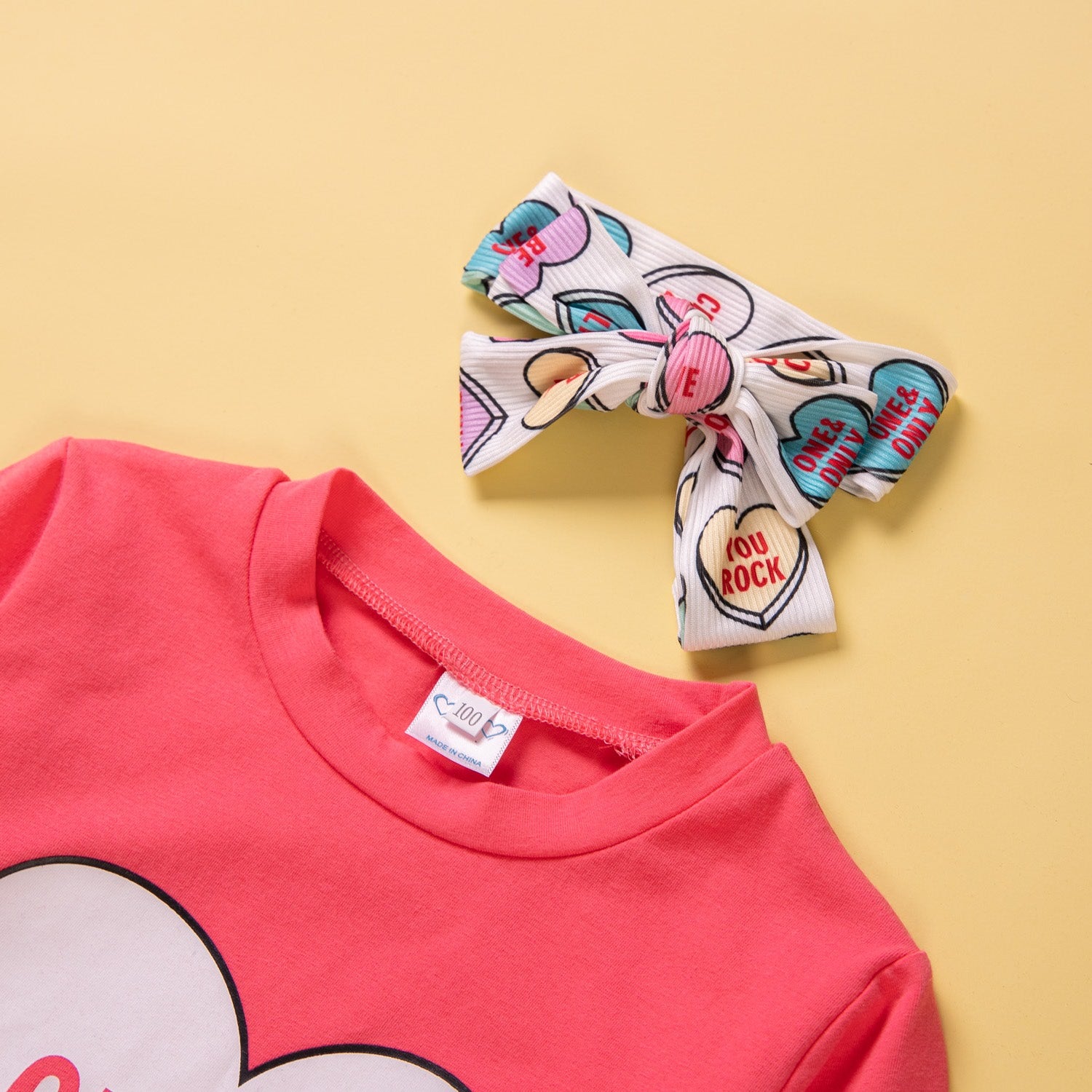 Girls Pink Printed T-shirt With Palazzos