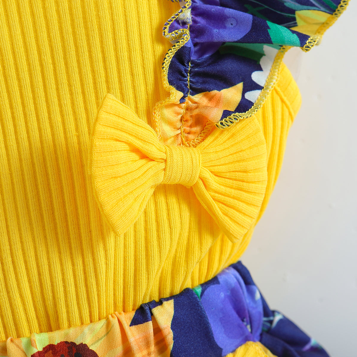 Girls Yellow Colourblocked Round Neck Top With Short