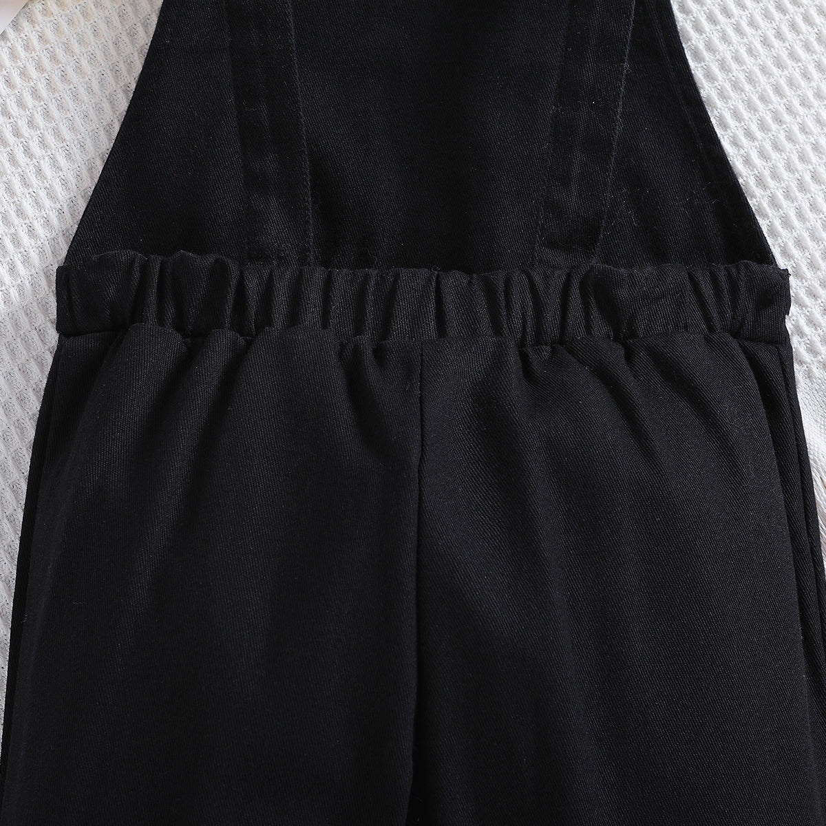 Girls Black Shoulder Straps Sleeveless Ruffled Capri Jumpsuit