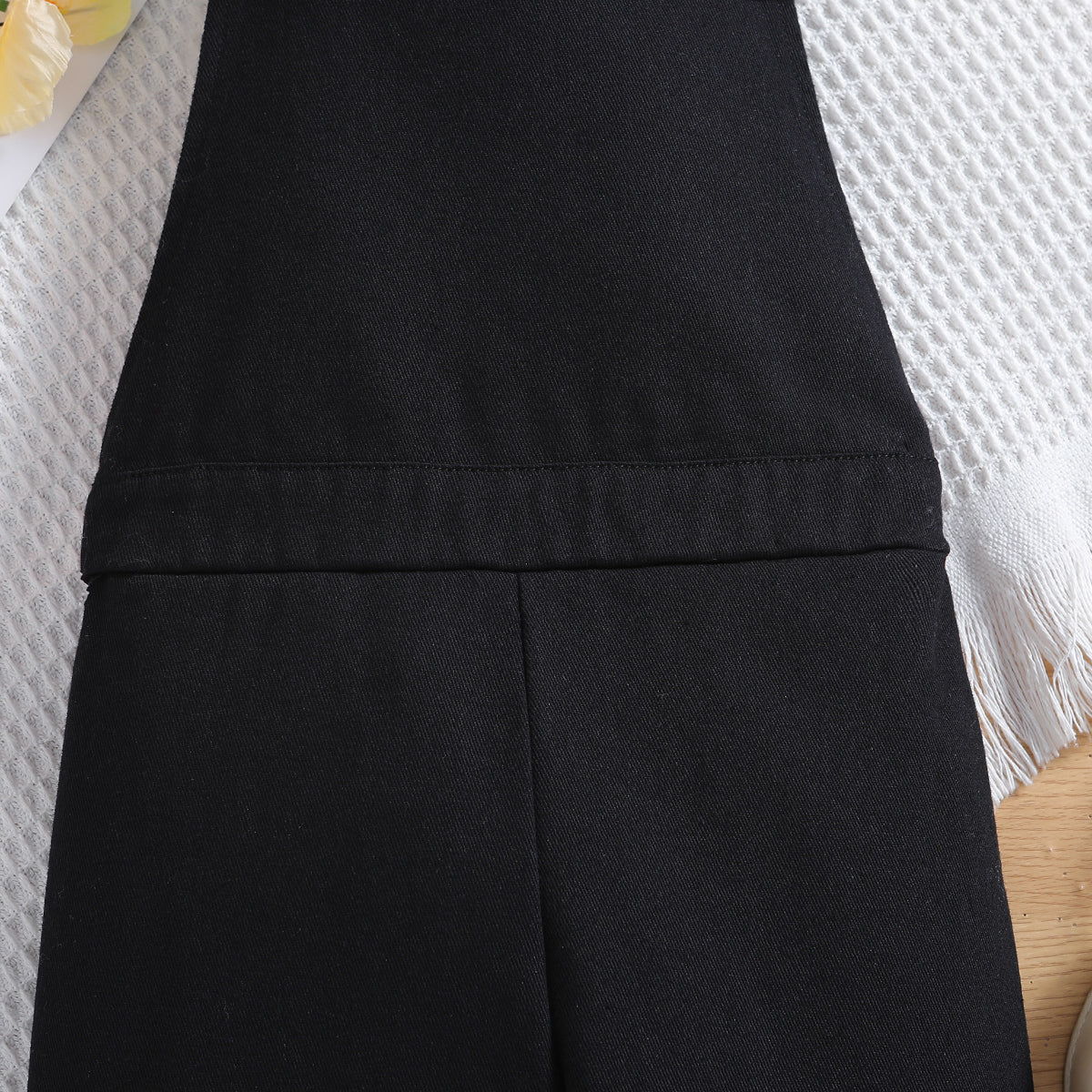 Girls Black Shoulder Straps Sleeveless Ruffled Capri Jumpsuit