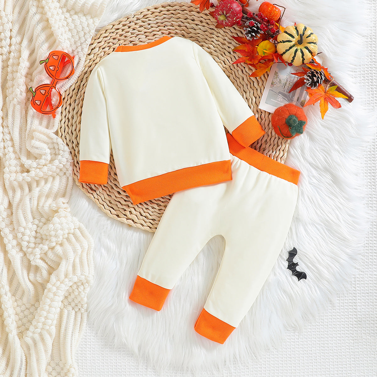 Boys Printed T-shirt with Trousers