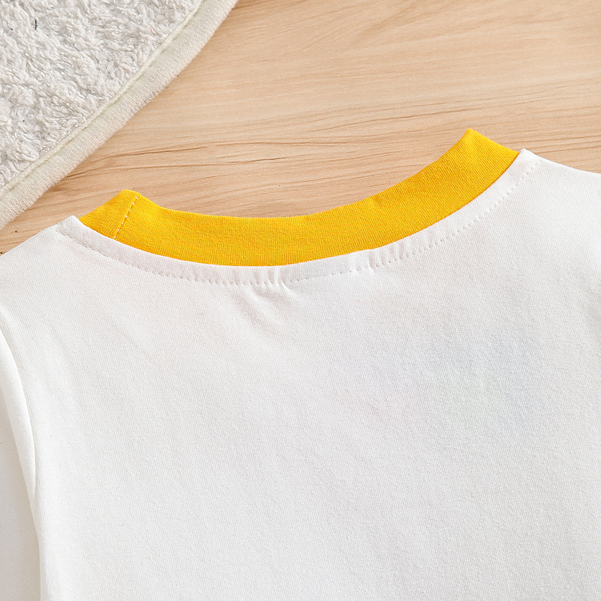 Boys Printed Round Neck T-shirt With Shorts