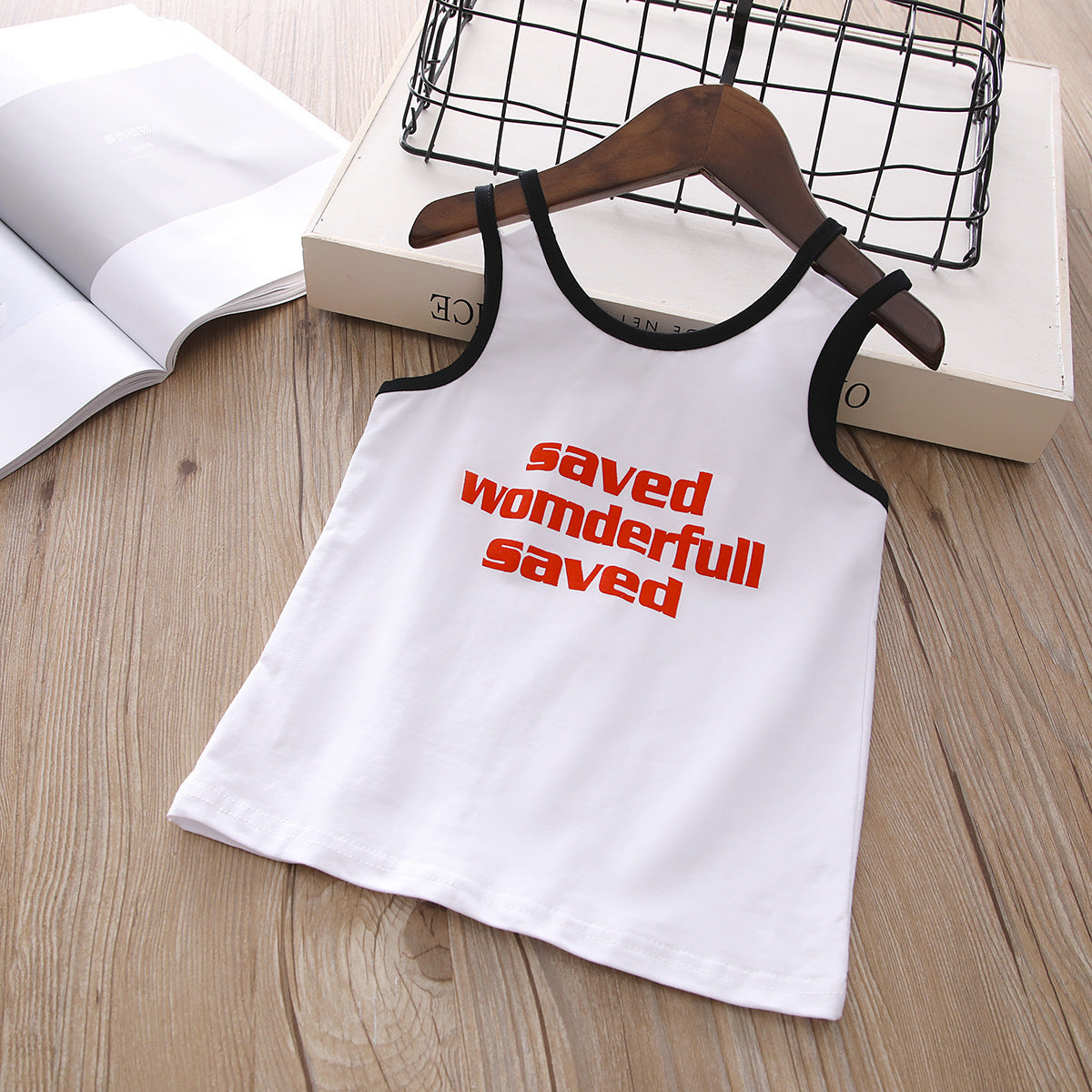 Girls Printed Round Neck T-shirt With Skirt