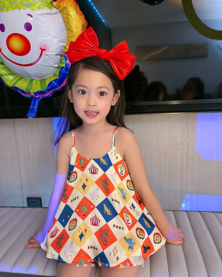 Girls Graphic Printed Gathered or Pleated Cotton A-Line Dress