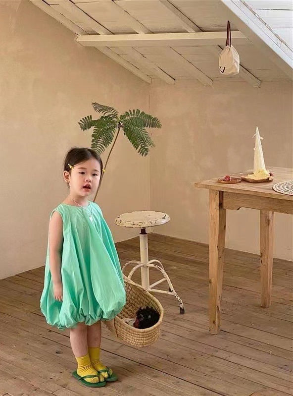 Girls Solid Round Neck Gathered or Pleated Cotton A-Line Dress