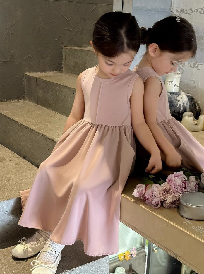 Girls Solid Round Neck Gathered or Pleated Cotton A-Line Dress