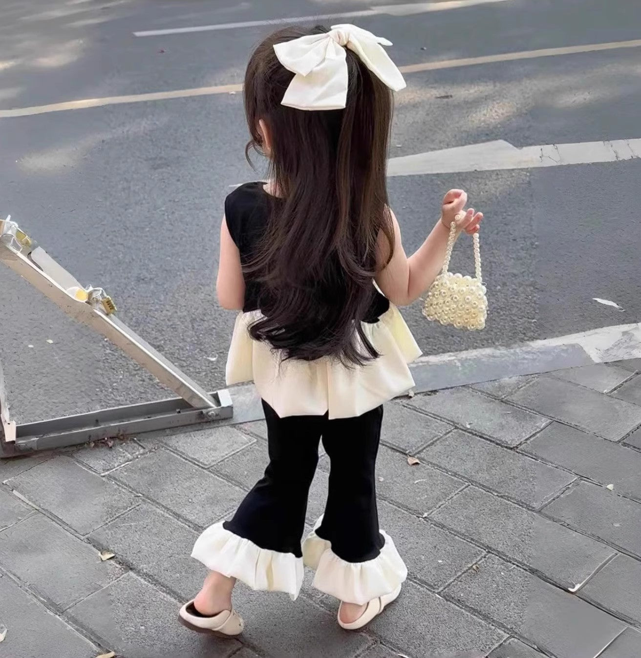 Girls Round Neck Pure Cotton Top With Trousers