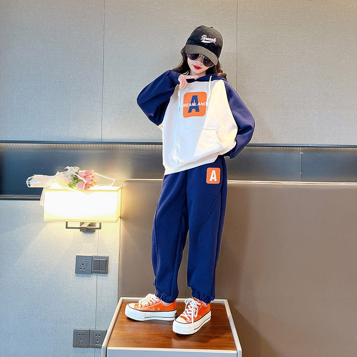 Girls Colourblocked T-shirt With Pyjama