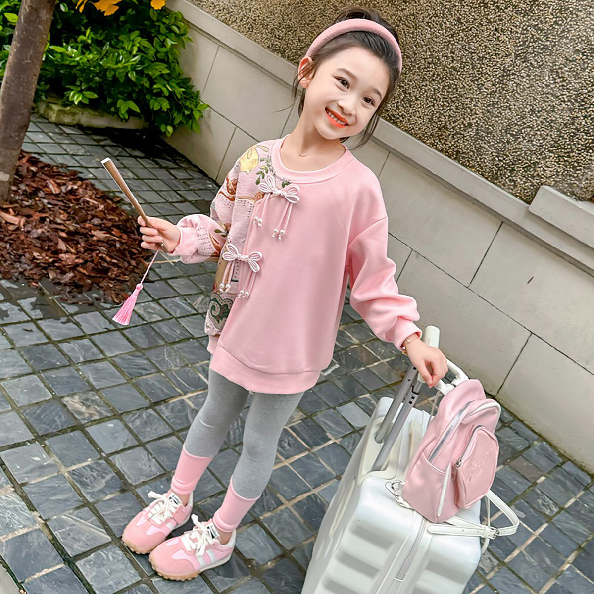 Girls Embellished Top With Leggings