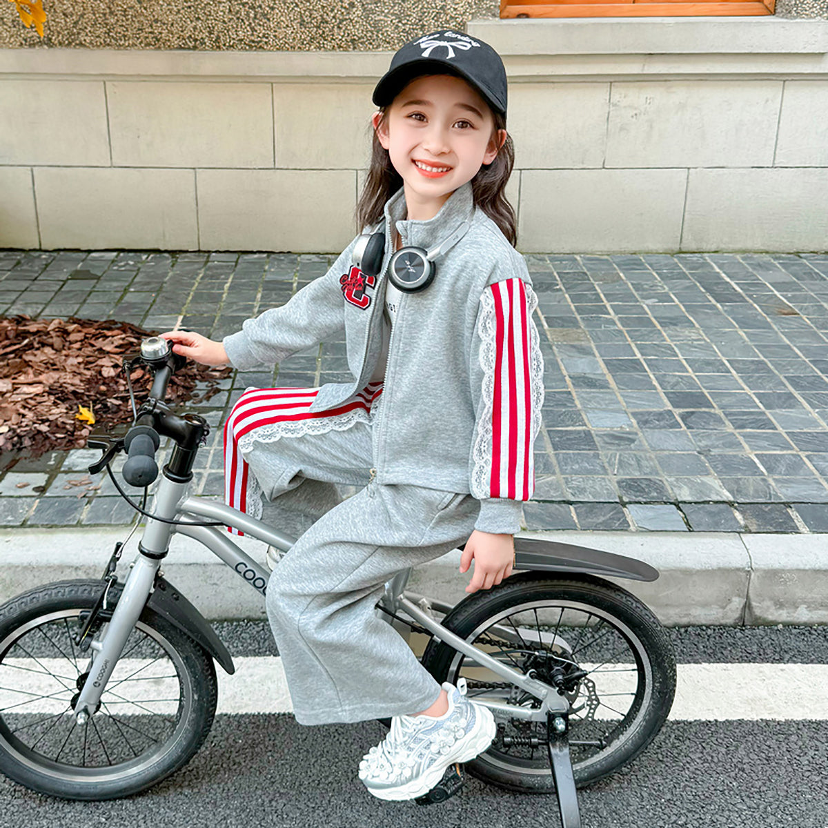 Girls Colourblocked Pure Cotton Sweatshirt with Joggers