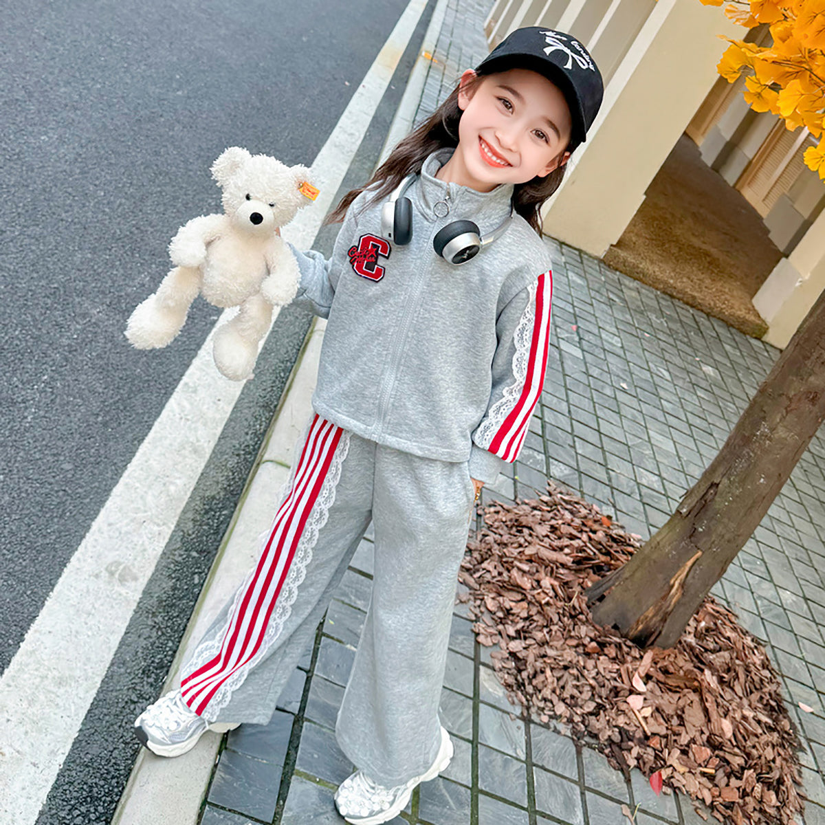 Girls Colourblocked Pure Cotton Sweatshirt with Joggers