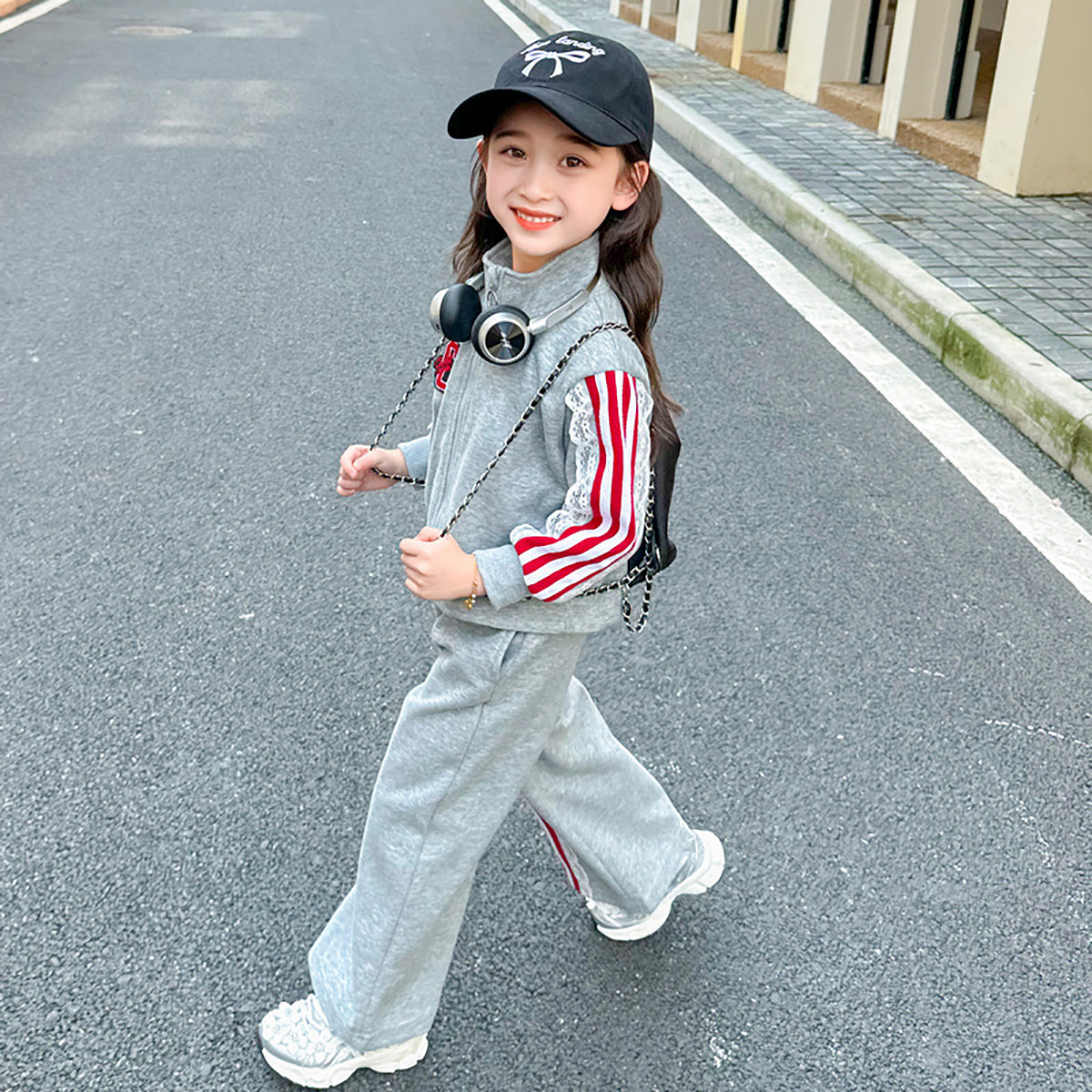 Girls Colourblocked Pure Cotton Sweatshirt with Joggers
