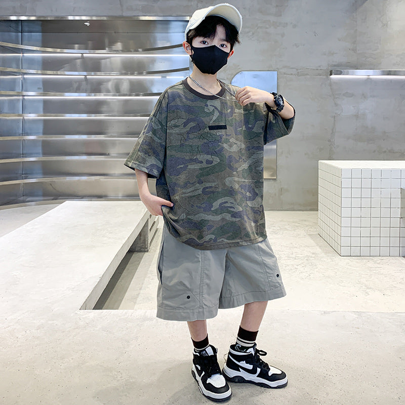 Boys Printed T-shirt with Shorts